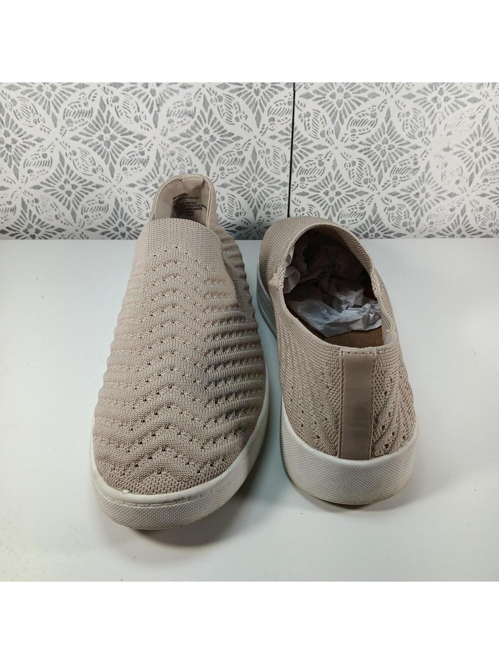 White Mountain Women's Uprights Beige Slip-On Sneakers Size 10M